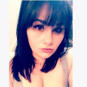 Meet your Posher, Aprilynn